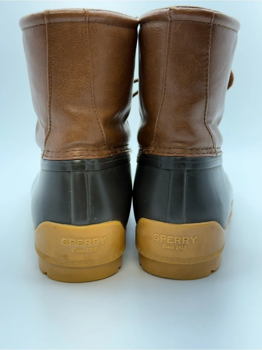 Sperry Port Boot Boys Rain Boots in brown, black, and tan. Boys’ size US 6M